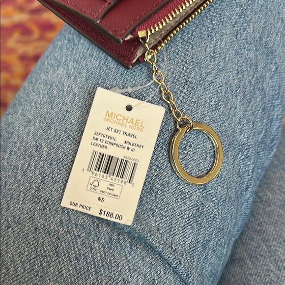 Michael Kors Jet Set Travel Burgundy Card Holder - Picture 7 of 7